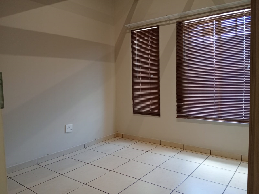 To Let 3 Bedroom Property for Rent in Waterval East North West